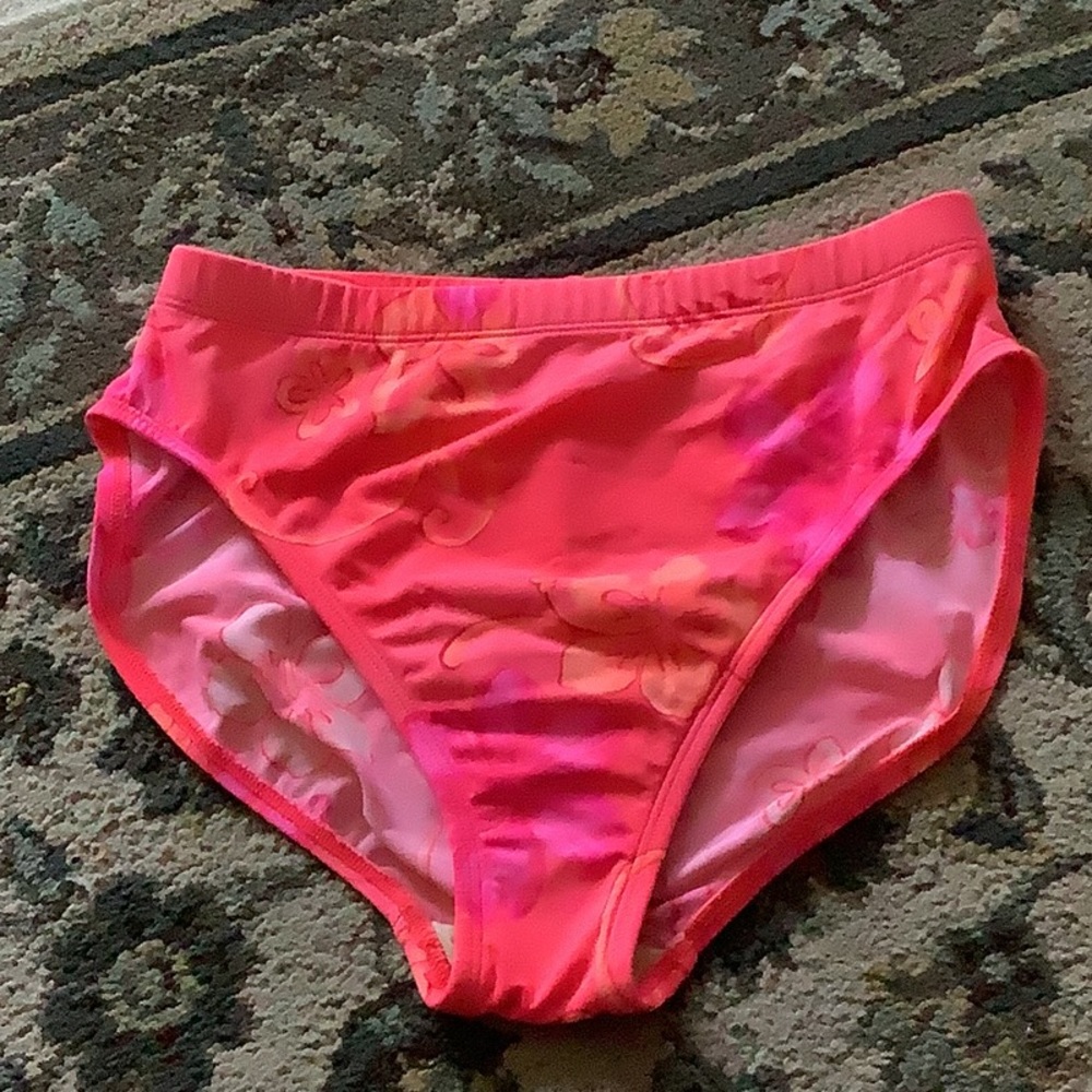 Bikini Bottom High Cut Hot Pink floral size L not perfect comfortable st…